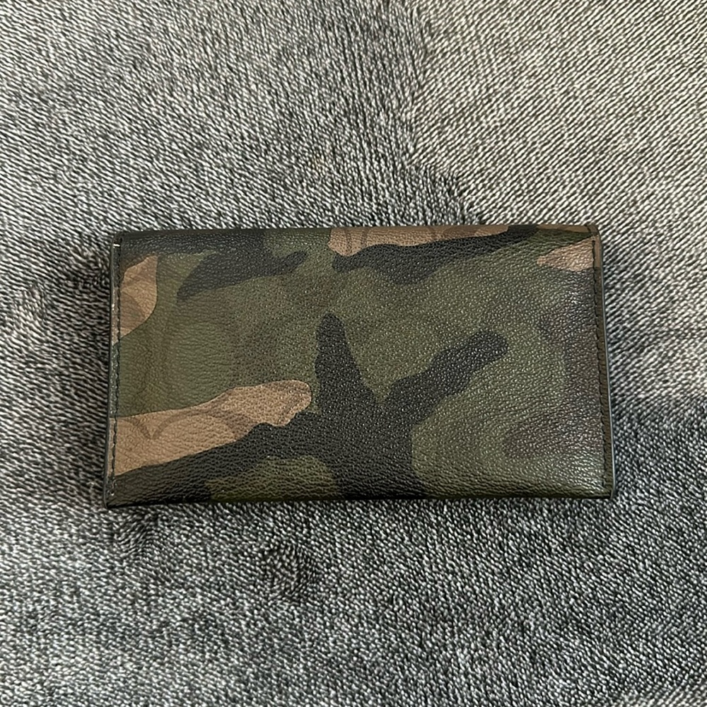 Coach Coated Canvas Bi-fold Wallet in Camo/Signature print